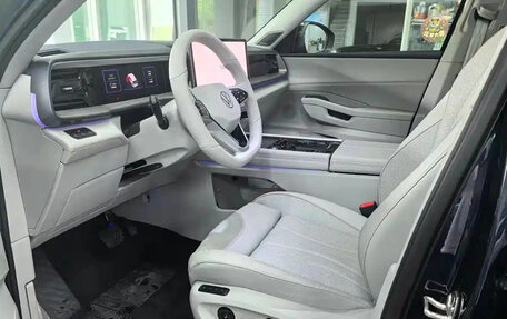 Volkswagen Teramont, 2025 год, 5 690 000 рублей, 13 фотография
