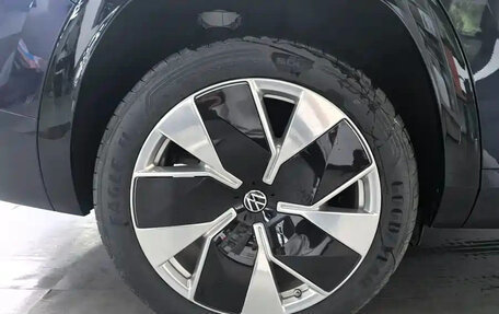 Volkswagen Teramont, 2025 год, 5 690 000 рублей, 16 фотография