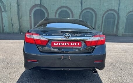 Toyota Camry, 2013 год, 1 430 000 рублей, 5 фотография