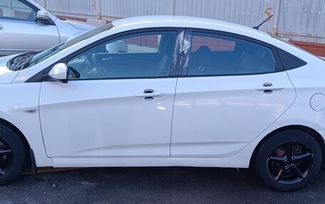 Hyundai Solaris II рестайлинг, 2014 год, 675 000 рублей, 4 фотография