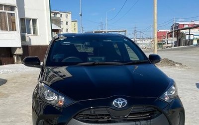 Toyota Yaris, 2022 год, 1 070 000 рублей, 1 фотография