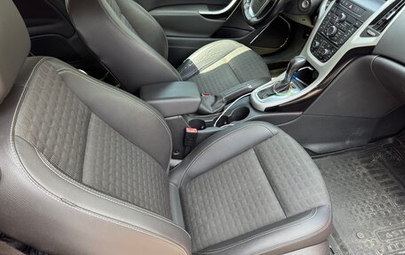 Opel Astra J, 2012 год, 800 000 рублей, 17 фотография