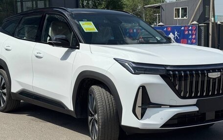 Geely Atlas, 2025 год, 2 500 000 рублей, 2 фотография