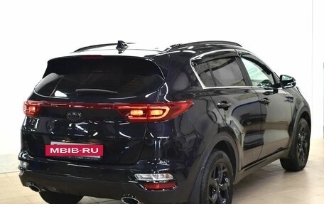 KIA Sportage IV рестайлинг, 2021 год, 2 380 000 рублей, 4 фотография