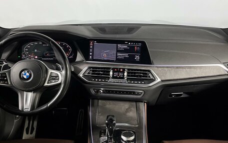 BMW X5, 2019 год, 6 150 000 рублей, 15 фотография