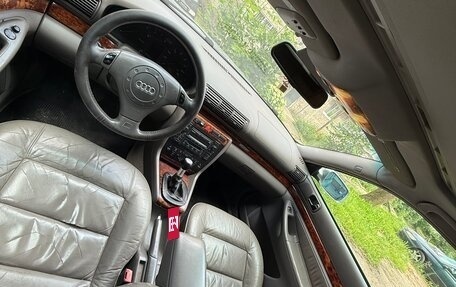 Audi A4, 2001 год, 550 000 рублей, 11 фотография