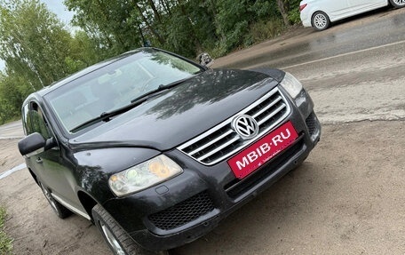 Volkswagen Touareg III, 2003 год, 400 000 рублей, 1 фотография