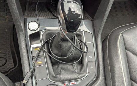 Volkswagen Tiguan II, 2020 год, 3 225 000 рублей, 3 фотография