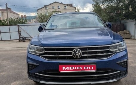 Volkswagen Tiguan II, 2020 год, 3 225 000 рублей, 17 фотография