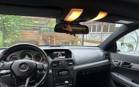 Mercedes-Benz E-Класс, 2013 год, 1 620 000 рублей, 10 фотография