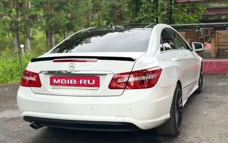 Mercedes-Benz E-Класс, 2013 год, 1 620 000 рублей, 15 фотография