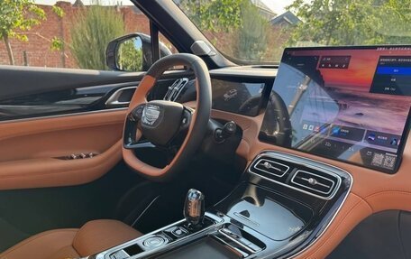 Geely Atlas, 2025 год, 2 500 000 рублей, 27 фотография