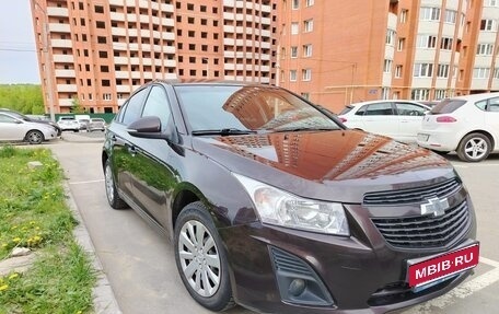 Chevrolet Cruze II, 2014 год, 900 000 рублей, 2 фотография