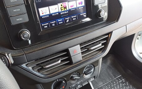 Volkswagen Polo VI (EU Market), 2021 год, 1 750 000 рублей, 15 фотография