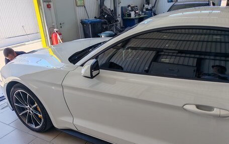 Ford Mustang VI рестайлинг, 2019 год, 2 850 000 рублей, 7 фотография
