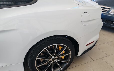 Ford Mustang VI рестайлинг, 2019 год, 2 850 000 рублей, 10 фотография
