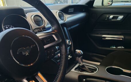 Ford Mustang VI рестайлинг, 2019 год, 2 850 000 рублей, 12 фотография
