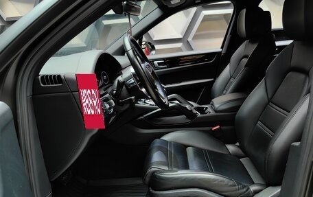 Porsche Cayenne III, 2018 год, 6 950 000 рублей, 19 фотография