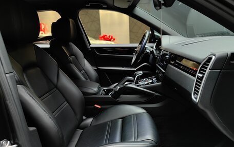 Porsche Cayenne III, 2018 год, 6 950 000 рублей, 26 фотография