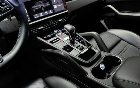 Porsche Cayenne III, 2018 год, 6 950 000 рублей, 29 фотография