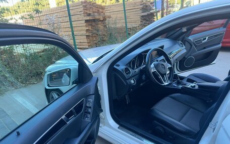 Mercedes-Benz C-Класс, 2011 год, 1 550 000 рублей, 11 фотография