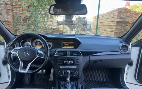 Mercedes-Benz C-Класс, 2011 год, 1 550 000 рублей, 15 фотография