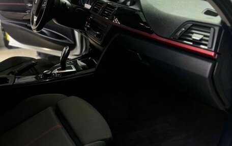 BMW 3 серия, 2012 год, 1 780 000 рублей, 9 фотография