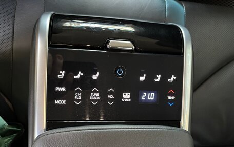 Toyota Camry, 2019 год, 3 600 000 рублей, 17 фотография
