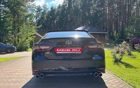 Toyota Camry, 2019 год, 3 600 000 рублей, 10 фотография