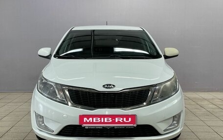 KIA Rio III рестайлинг, 2014 год, 880 000 рублей, 2 фотография