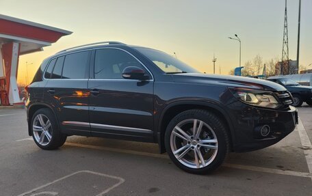 Volkswagen Tiguan I, 2015 год, 2 200 000 рублей, 1 фотография