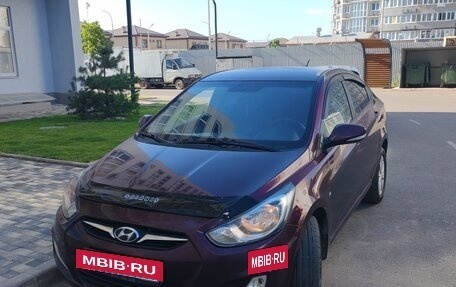Hyundai Solaris II рестайлинг, 2011 год, 780 000 рублей, 3 фотография