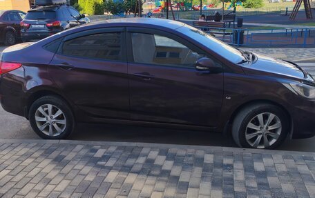 Hyundai Solaris II рестайлинг, 2011 год, 780 000 рублей, 6 фотография