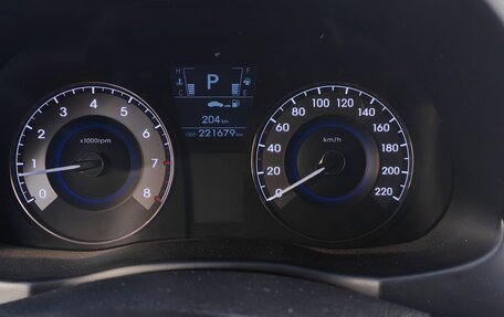 Hyundai Solaris II рестайлинг, 2011 год, 780 000 рублей, 17 фотография