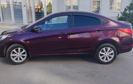 Hyundai Solaris II рестайлинг, 2011 год, 780 000 рублей, 9 фотография