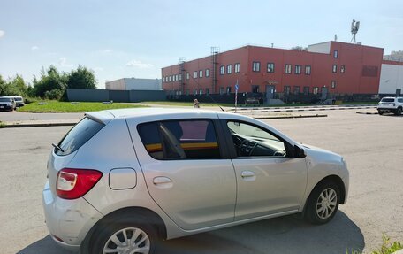 Renault Sandero II рестайлинг, 2018 год, 710 000 рублей, 4 фотография