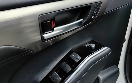 Toyota Highlander, 2025 год, 5 195 000 рублей, 18 фотография