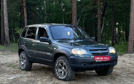 Chevrolet Niva I рестайлинг, 2018 год, 505 000 рублей, 4 фотография