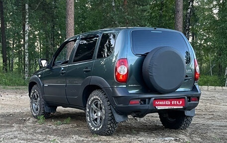 Chevrolet Niva I рестайлинг, 2018 год, 505 000 рублей, 2 фотография