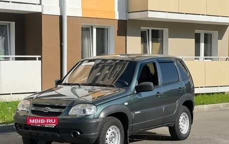 Chevrolet Niva I рестайлинг, 2018 год, 505 000 рублей, 8 фотография