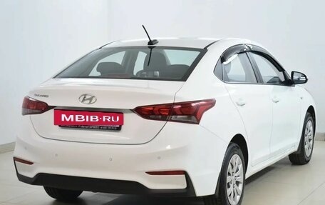 Hyundai Solaris II рестайлинг, 2017 год, 1 150 000 рублей, 4 фотография