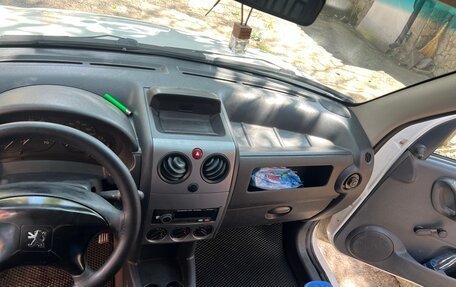 Peugeot Partner II рестайлинг 2, 2008 год, 400 000 рублей, 6 фотография