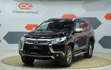 Mitsubishi Pajero Sport III рестайлинг, 2018 год, 2 650 000 рублей, 1 фотография