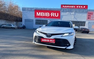 Toyota Camry, 2019 год, 3 000 000 рублей, 1 фотография