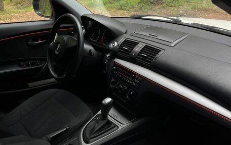 BMW 1 серия, 2010 год, 950 000 рублей, 12 фотография