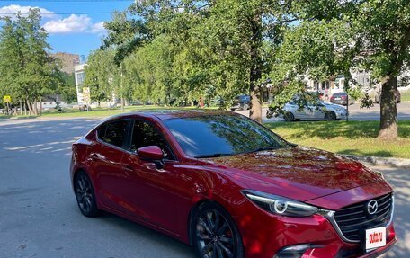 Mazda 3, 2017 год, 1 690 000 рублей, 4 фотография