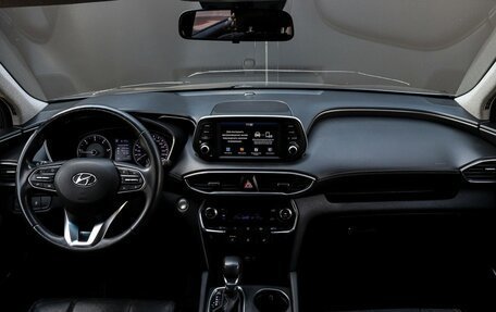 Hyundai Santa Fe IV, 2018 год, 2 590 000 рублей, 11 фотография