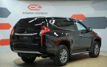 Mitsubishi Pajero Sport III рестайлинг, 2018 год, 2 650 000 рублей, 5 фотография