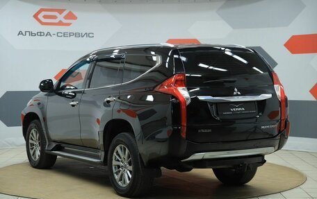 Mitsubishi Pajero Sport III рестайлинг, 2018 год, 2 650 000 рублей, 7 фотография