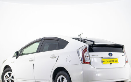 Toyota Prius, 2012 год, 1 049 000 рублей, 7 фотография